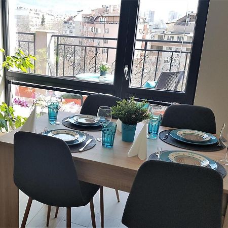 Azzurro-Top Floor Apartment In Quiet Neighborhood, Free Private Parking Warna Exterior foto